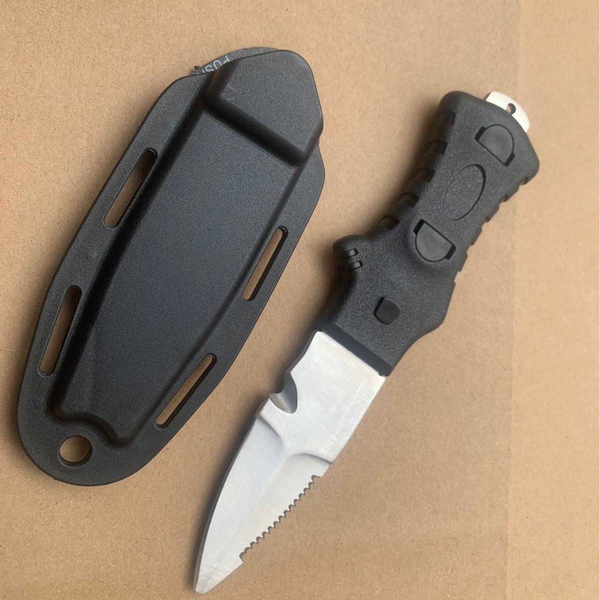 Pisau Selam untuk Penyelamatan - Dive Knife Titanium ulasan dan harga