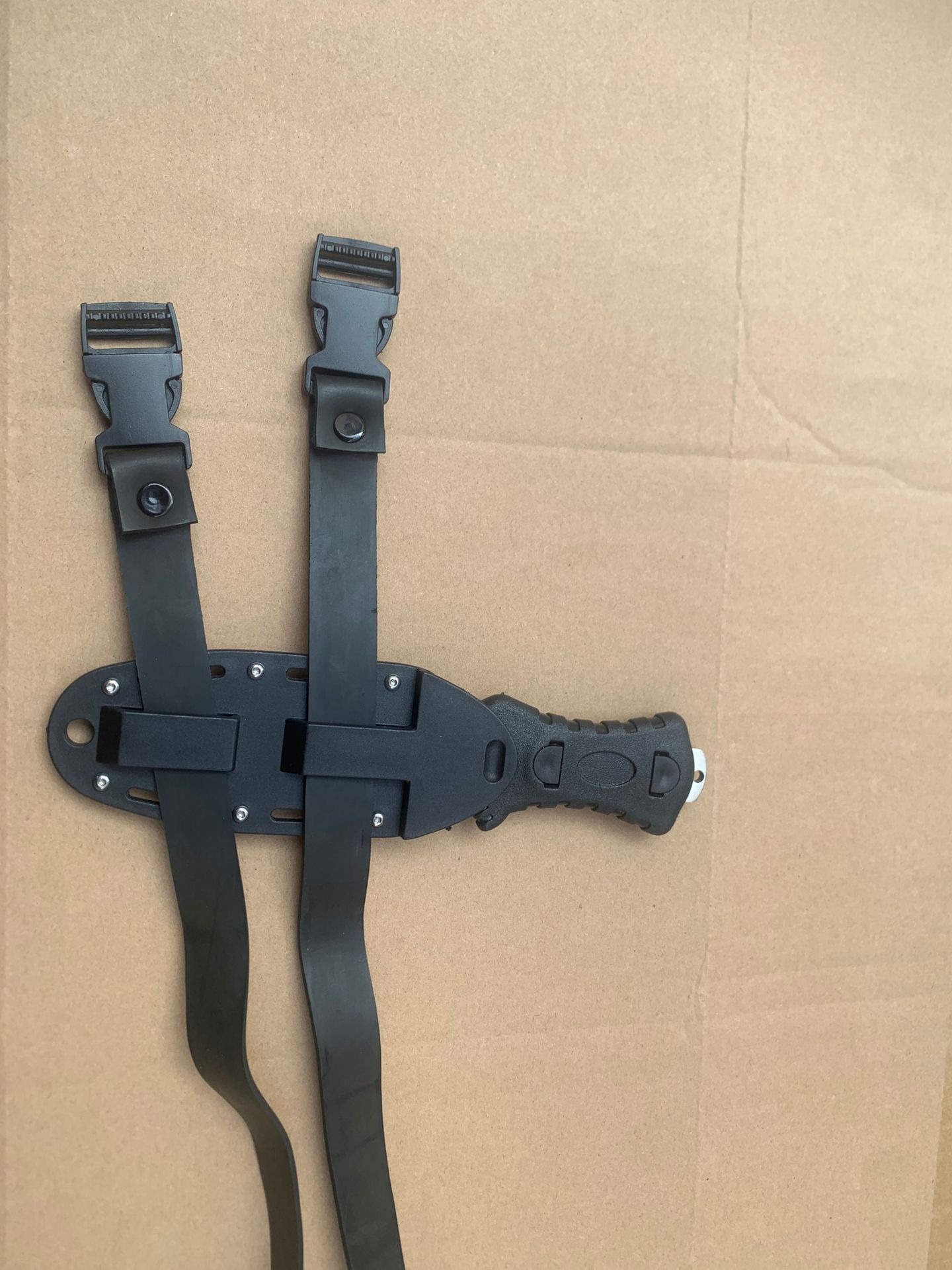 Pisau Selam untuk Penyelamatan - Dive Knife Titanium ulasan dan harga